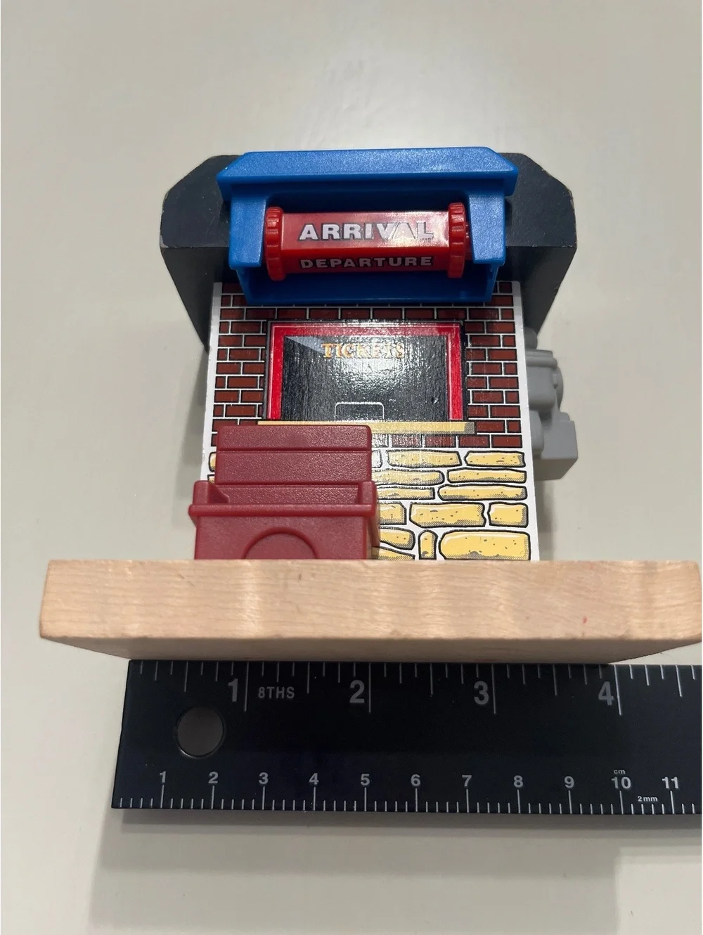 Ticket Booth Station Thomas & Friends Wooden Railway Departure Sign with Bench
